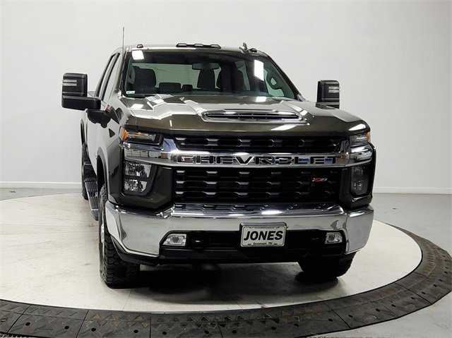 Used 2022 Chevrolet Silverado 3500 LT w/ Convenience Package image 2