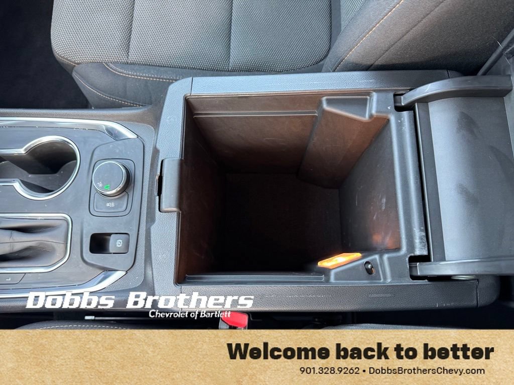 Used 2021 Chevrolet Traverse LT FWD image 26