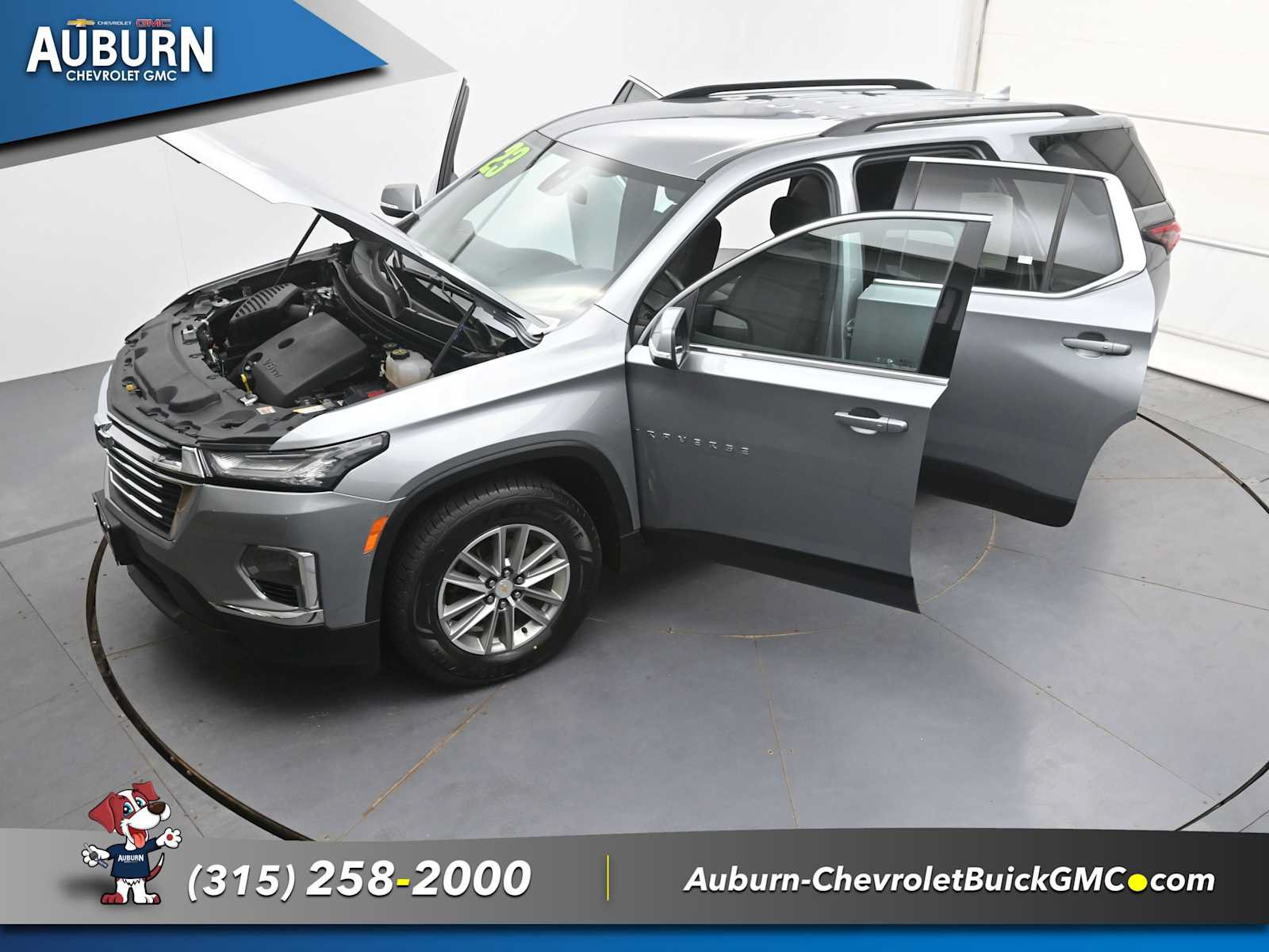 Used 2023 Chevrolet Traverse LT AWD/4WD image 38