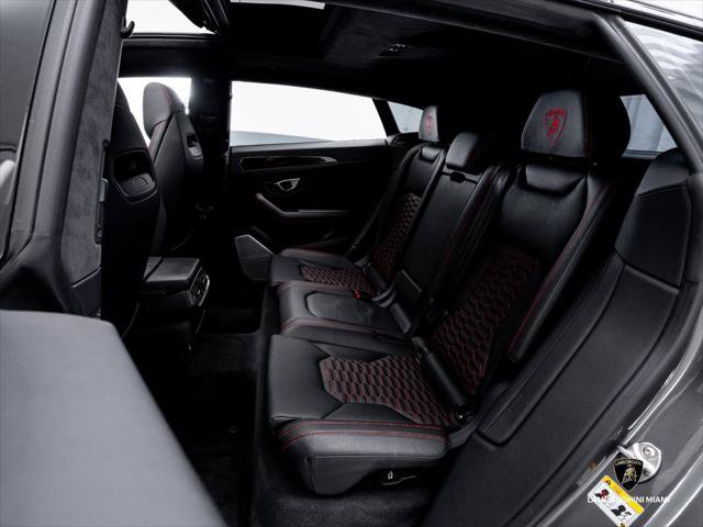 Used 2023 Lamborghini Urus S AWD/4WD image 45