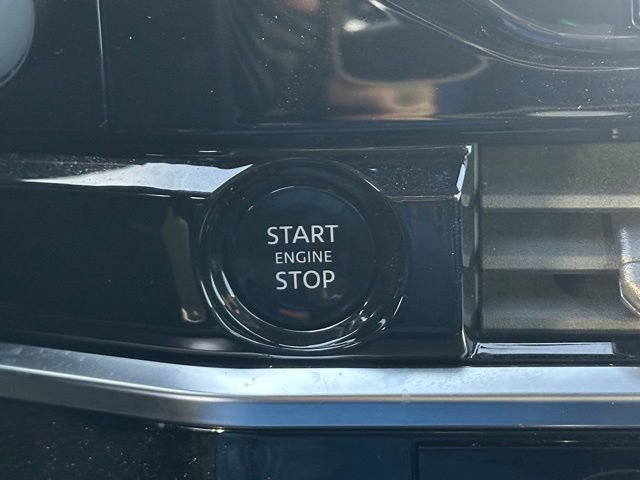 Certified 2025 Nissan Pathfinder SL image 36