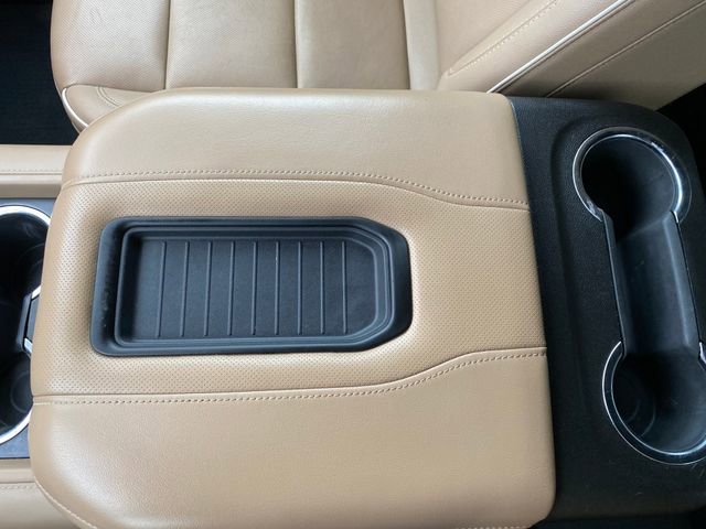 Used 2022 Chevrolet Tahoe Premier AWD/4WD image 24