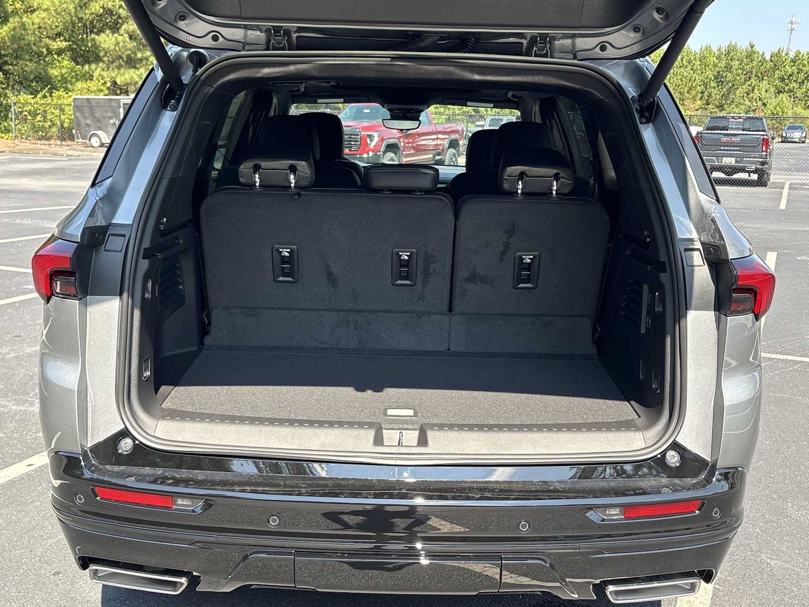 New 2027 Buick Enclave Sport Touring w/ Power Package FWD image 23