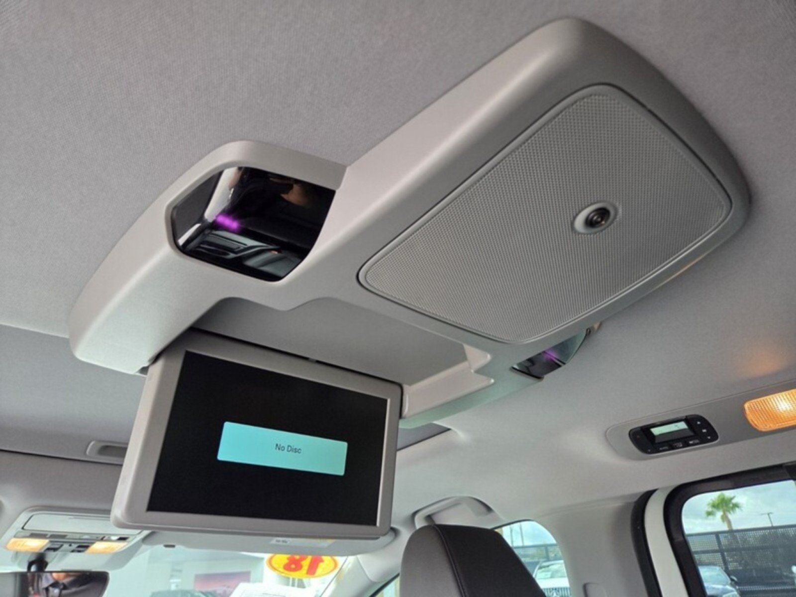 Used 2018 Honda Odyssey Touring image 16