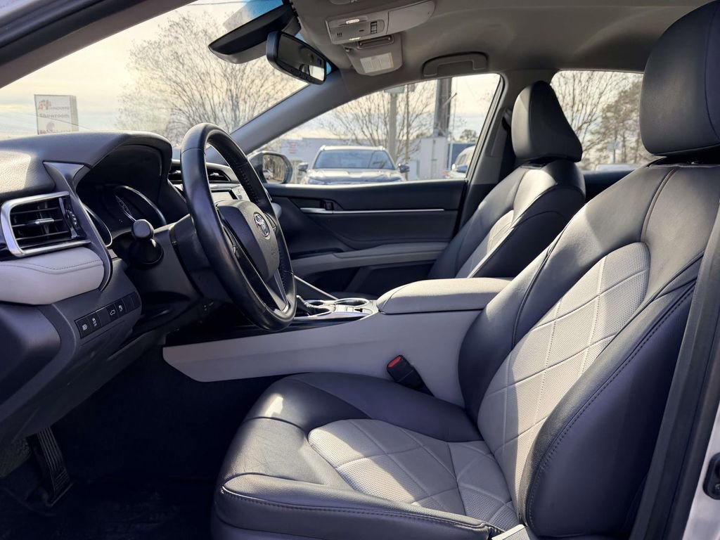 Certified 2018 Toyota Camry XLE image 19