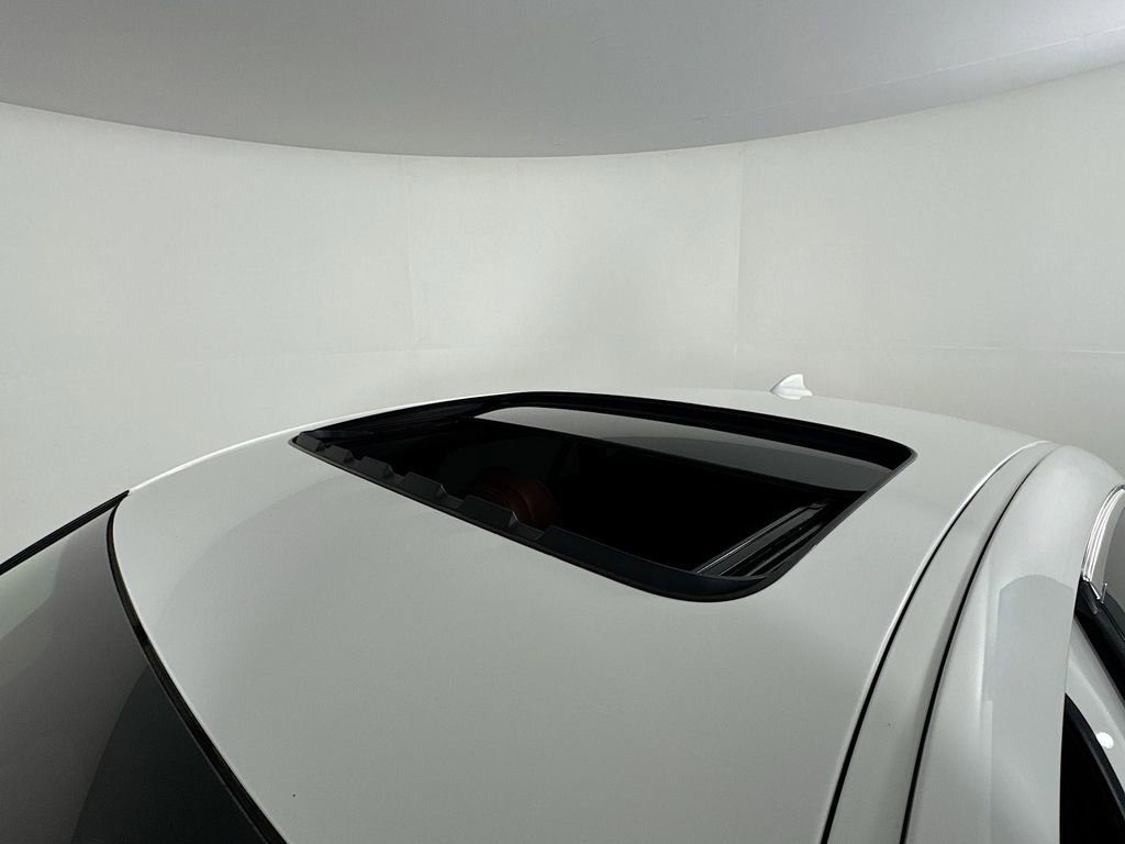 Used 2019 BMW X6 sDrive35i w/ Executive Package image 23