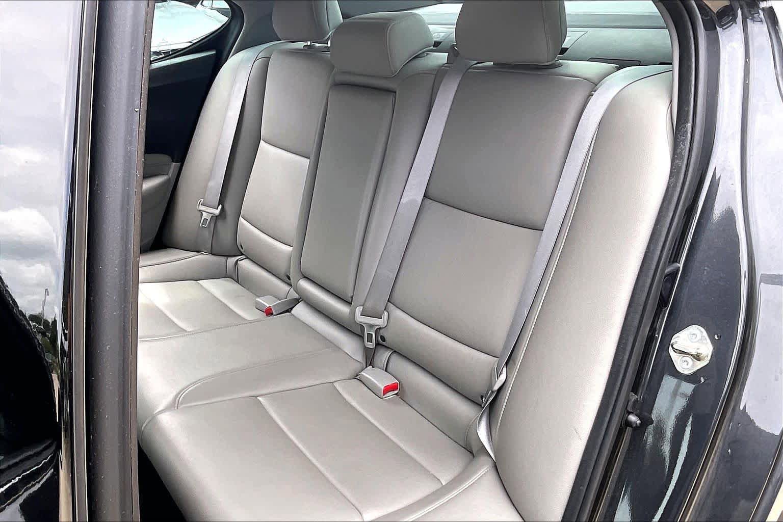 Used 2015 Acura TLX FWD image 20