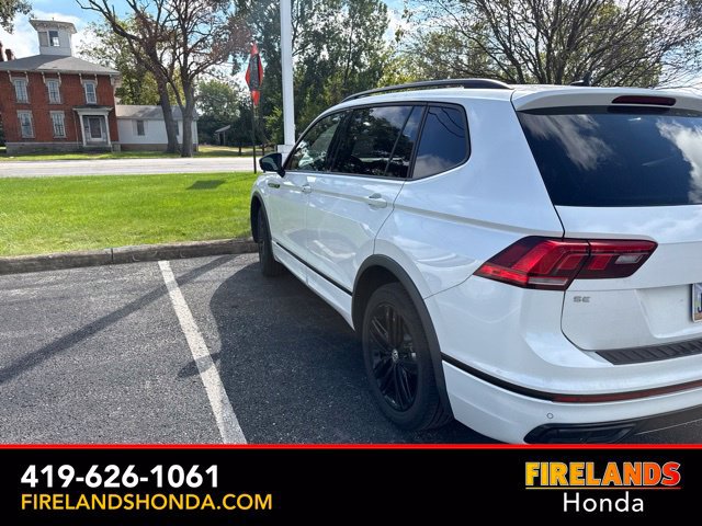Used 2022 Volkswagen Tiguan SE R-Line AWD/4WD image 7