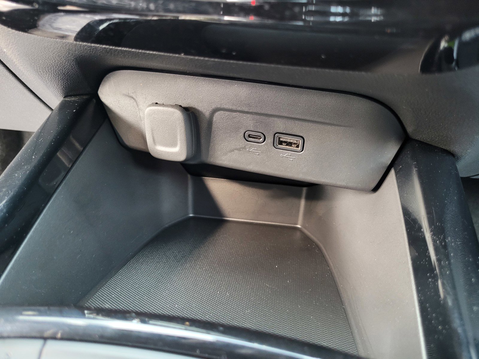 Used 2024 Chevrolet Trax RS image 21