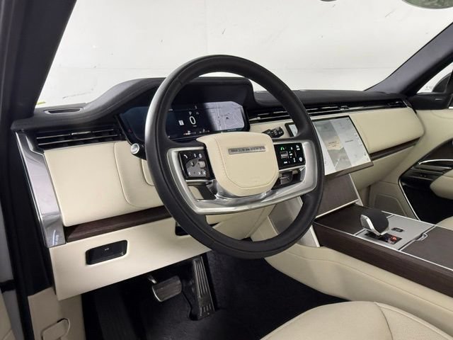 Certified 2026 Land Rover Range Rover SE AWD/4WD image 5