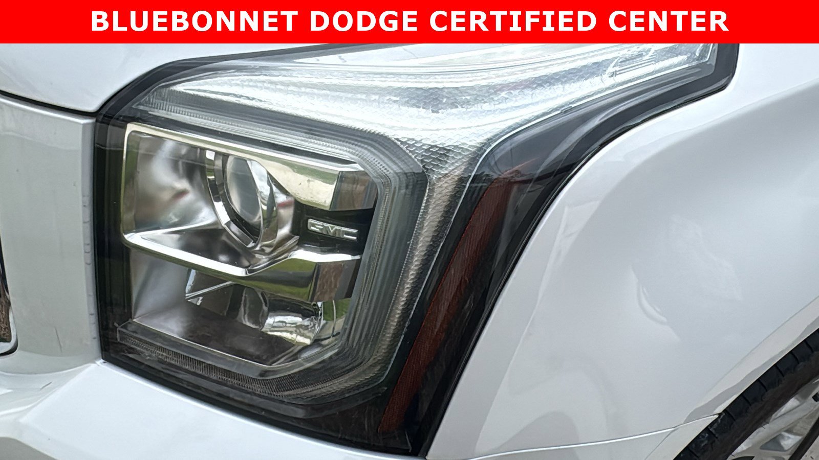 Used 2019 GMC Yukon XL Denali w/ Denali Ultimate Package AWD/4WD image 8