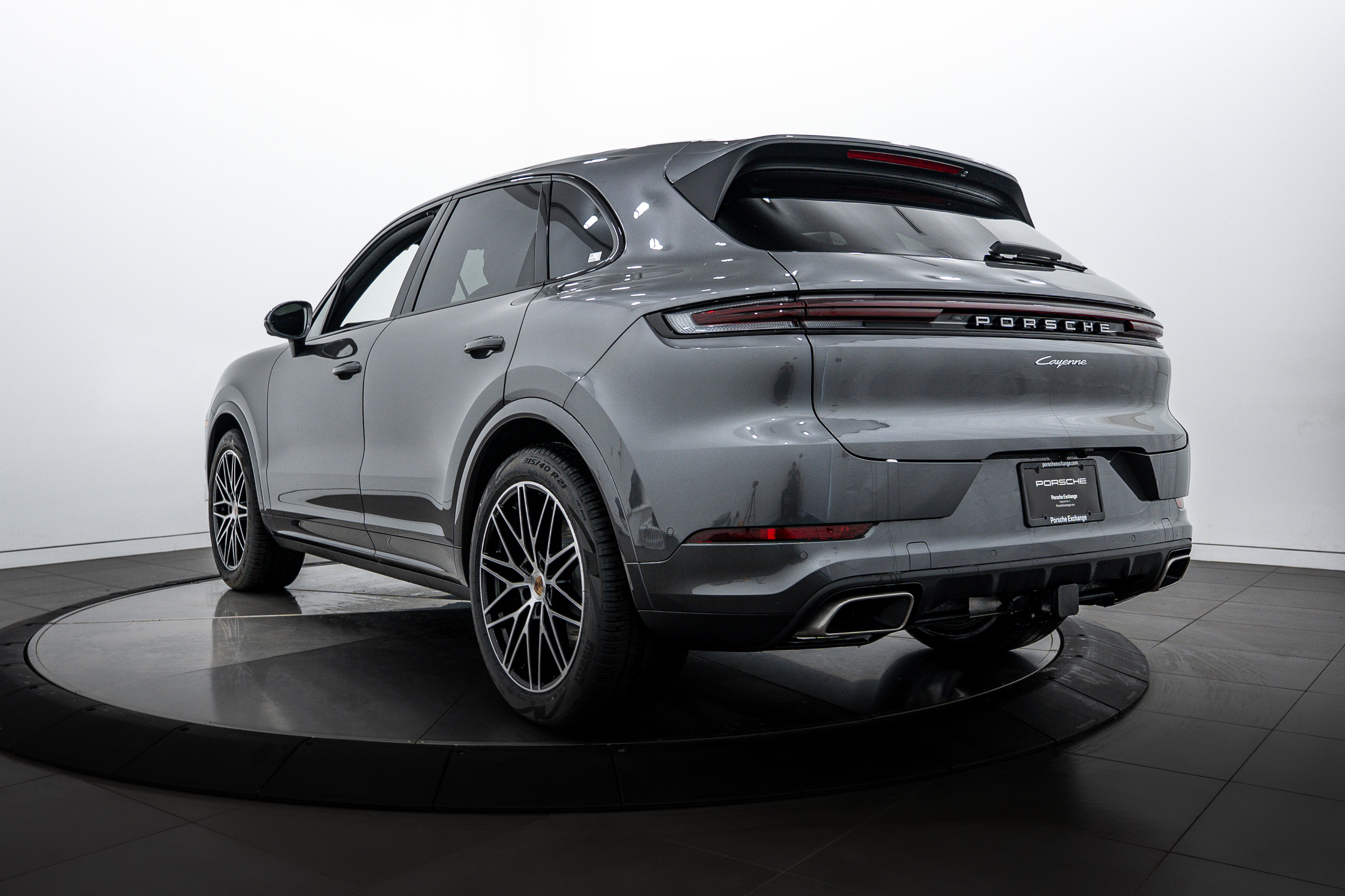 New 2026 Porsche Cayenne image 3