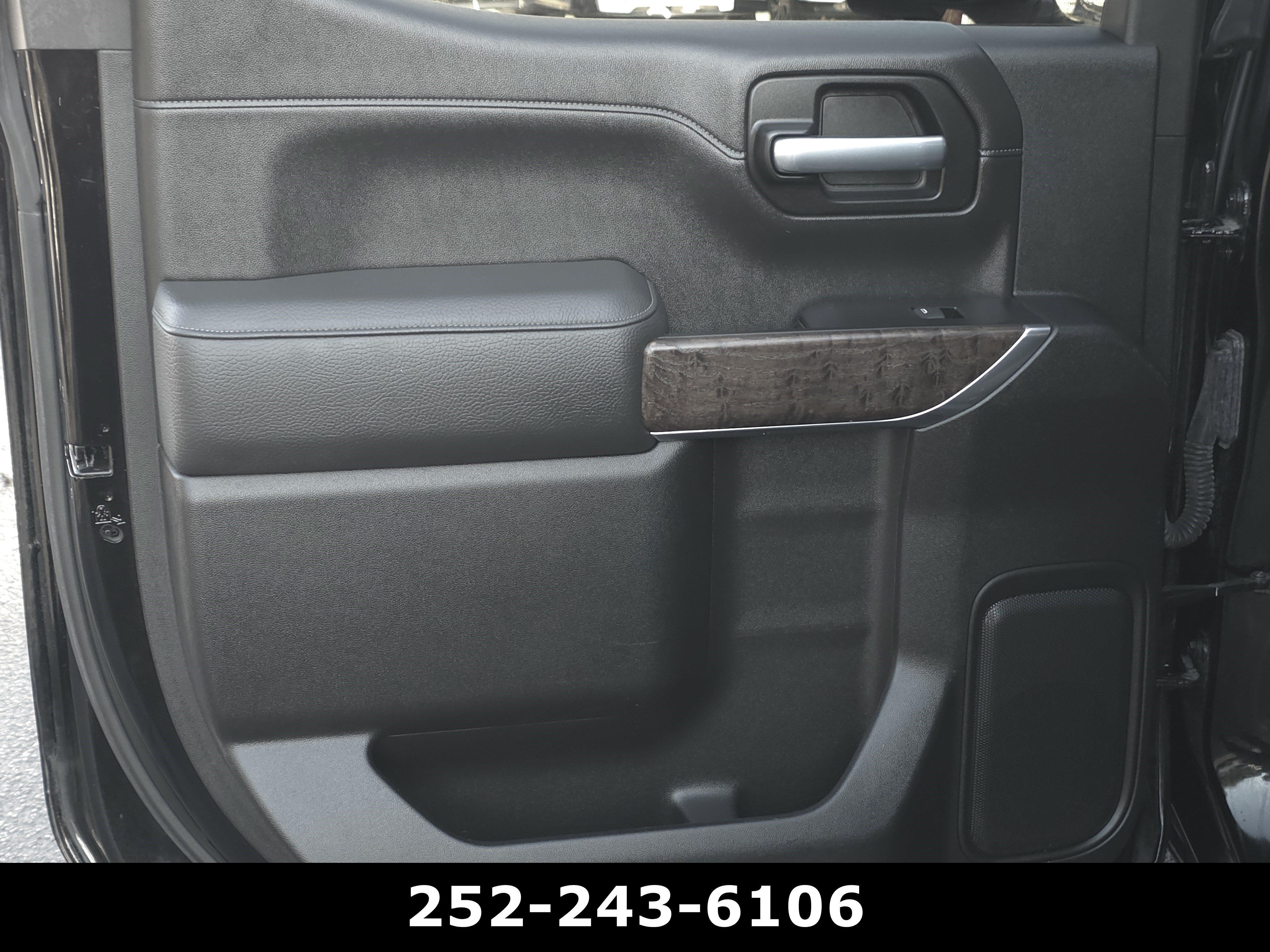 Used 2021 GMC Sierra 1500 Denali w/ Denali Ultimate Package AWD/4WD image 27