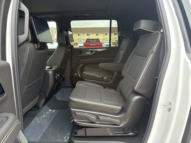 New 2026 GMC Yukon XL Elevation image 37