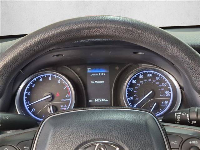 Used 2018 Toyota Camry LE FWD image 14
