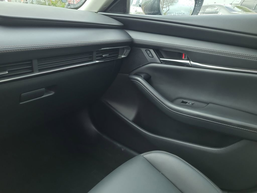 Used 2024 MAZDA MAZDA3 s image 19