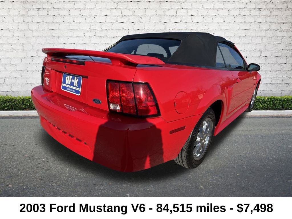 Used 2003 Ford Mustang Convertible image 3