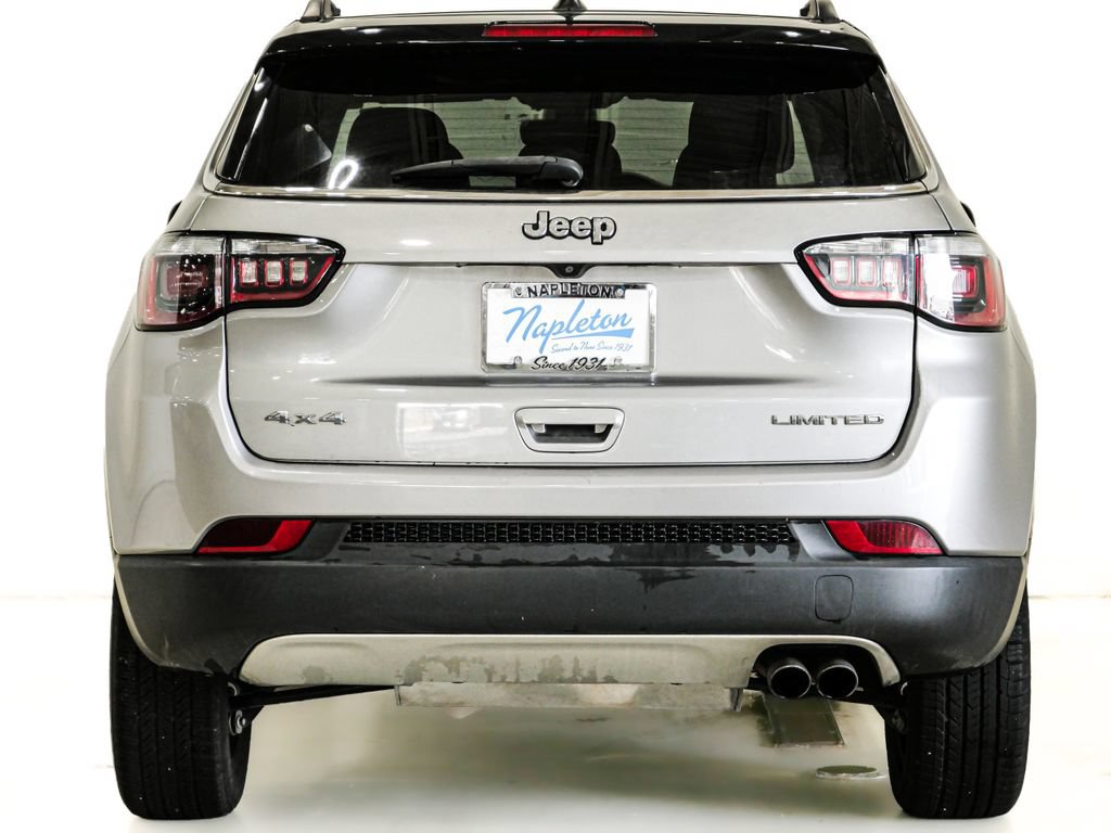 Used 2018 Jeep Compass Limited w/ Navigation Group AWD/4WD image 7