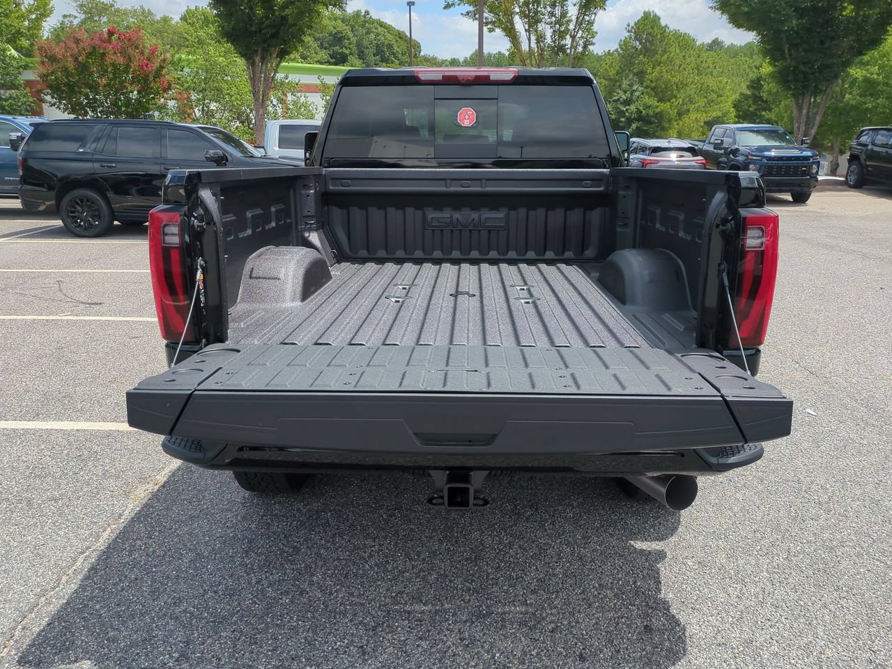 New 2026 GMC Sierra 2500 Denali Ultimate AWD/4WD image 27