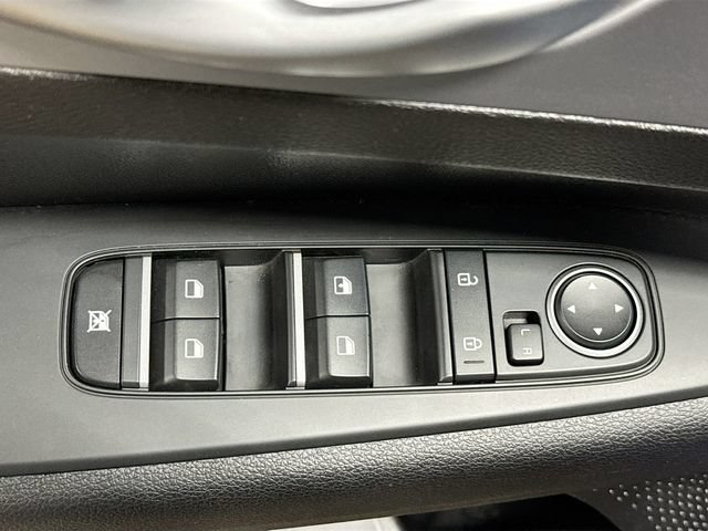 Used 2023 Kia Forte LXS w/ LXS Technology Package FWD image 16