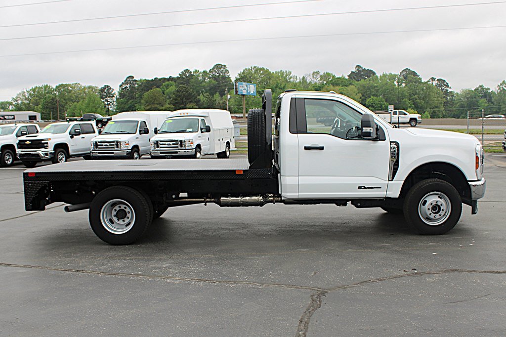 Used 2024 Ford F350 XLT AWD/4WD image 11