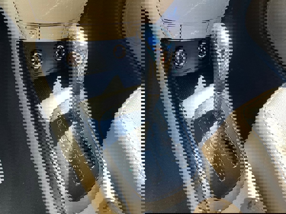 Used 2011 Hyundai Elantra SE image 15