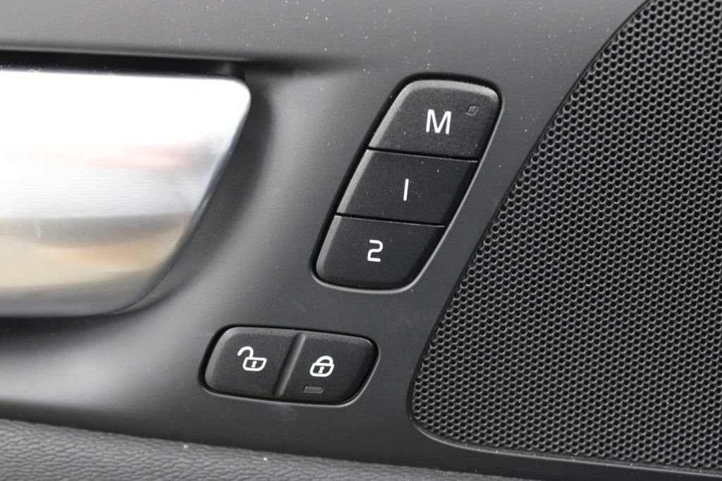 Certified 2024 Volvo S60 B5 Core FWD image 20