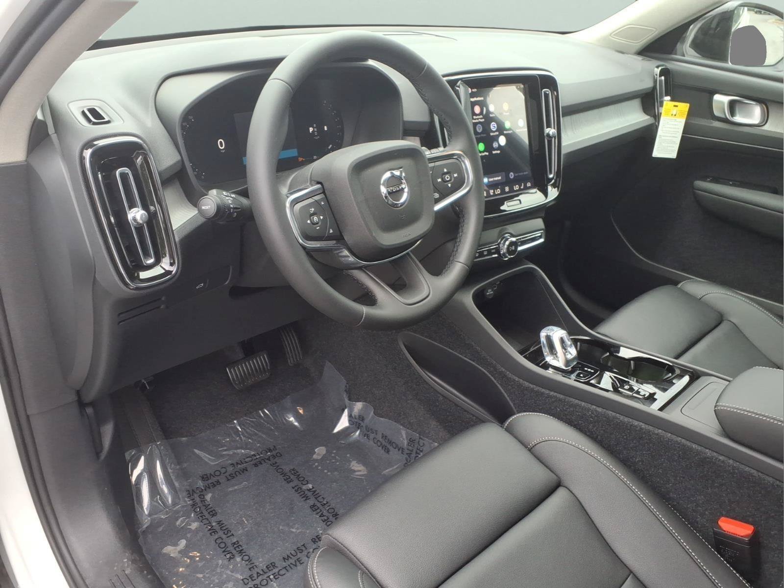 New 2026 Volvo XC40 B5 Plus w/ Climate Package AWD/4WD image 22