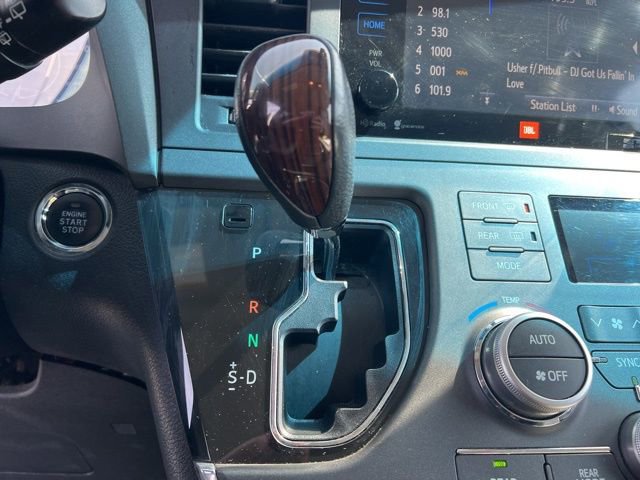 Used 2015 Toyota Sienna Limited Premium image 19