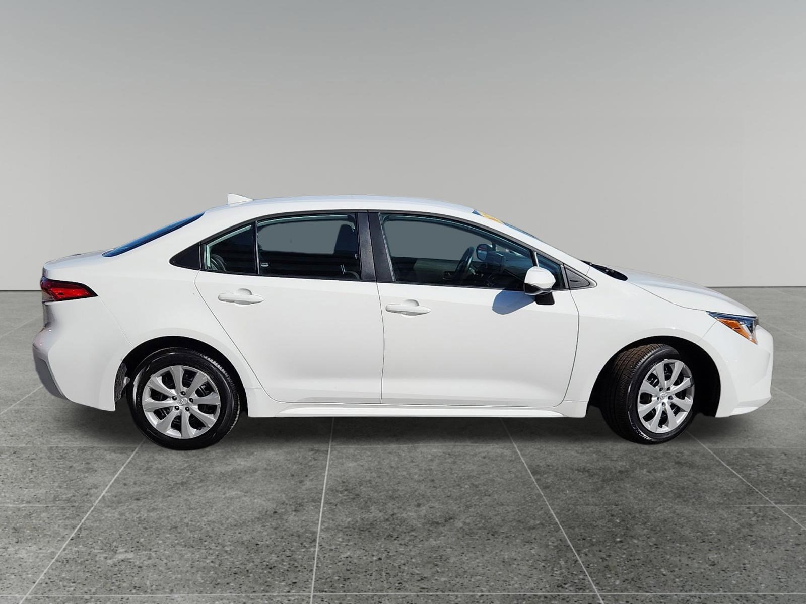 Certified 2025 Toyota Corolla LE image 8