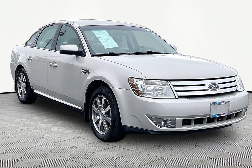 Used 2008 Ford Taurus SEL FWD image 3