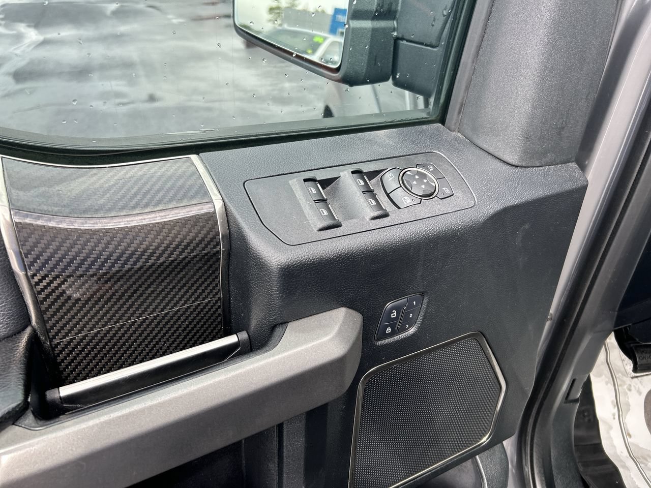 Used 2018 Ford F150 Raptor w/ Equipment Group 802A Luxury AWD/4WD image 20