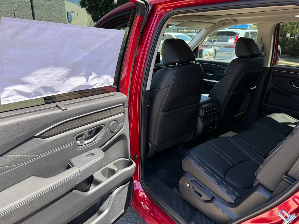 New 2026 Honda Pilot Touring image 14