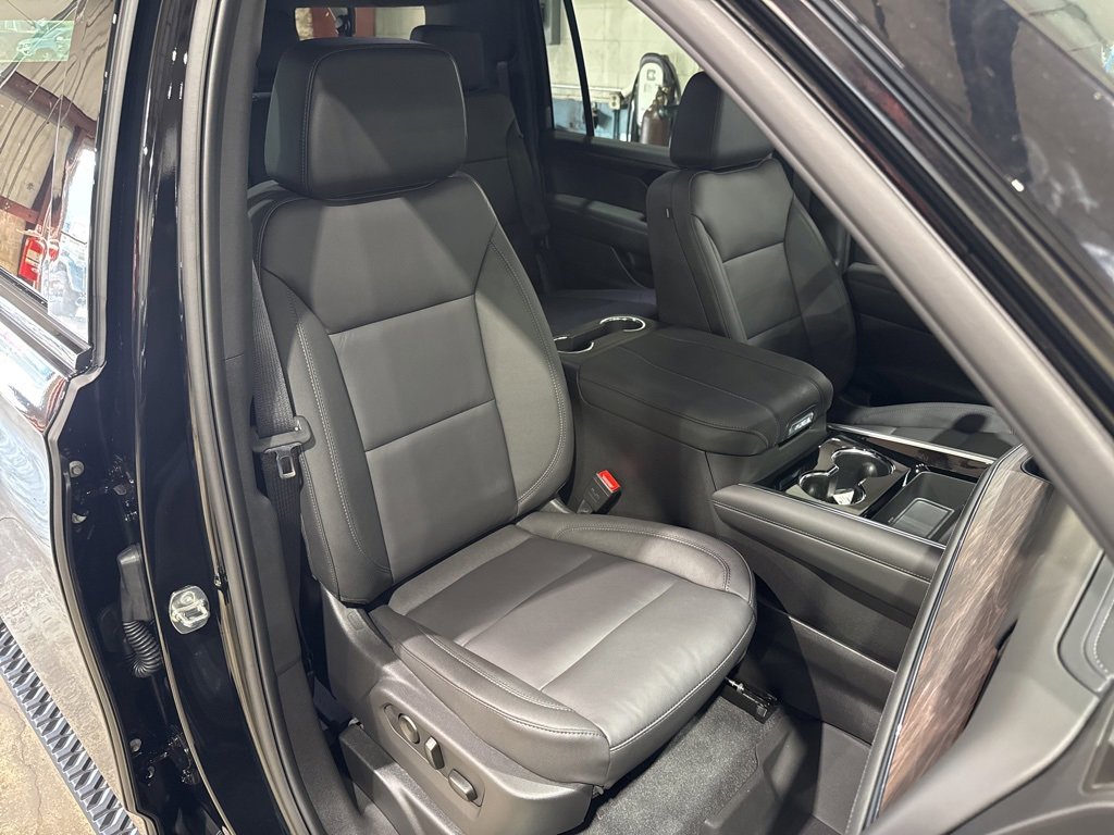 New 2026 Chevrolet Suburban Z71 w/ Comfort Package image 41