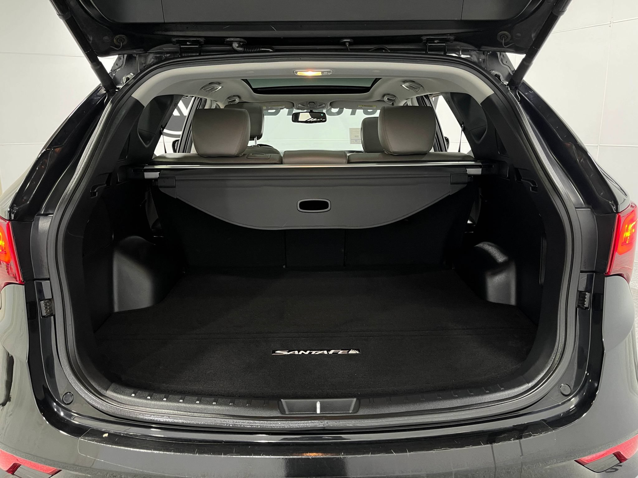 Used 2017 Hyundai Santa Fe Sport FWD image 26