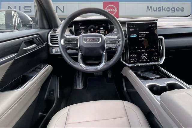 Used 2026 GMC Acadia Elevation w/ Black Edition FWD image 8