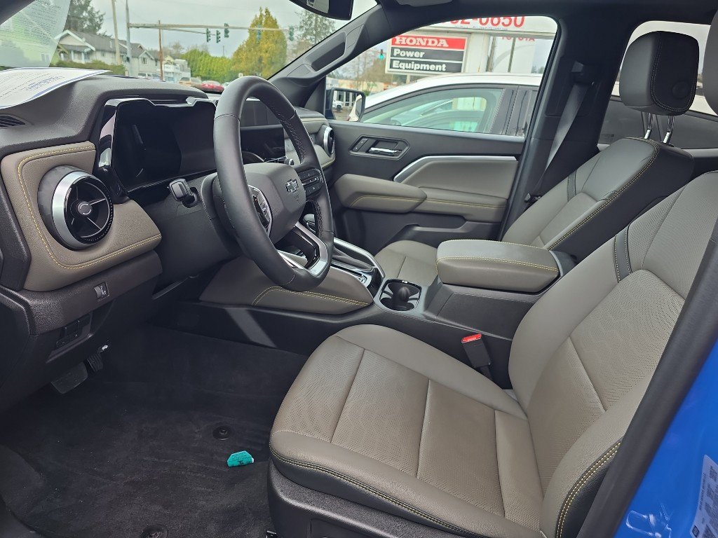 Used 2025 Chevrolet Colorado ZR2 w/ Technology Package image 15