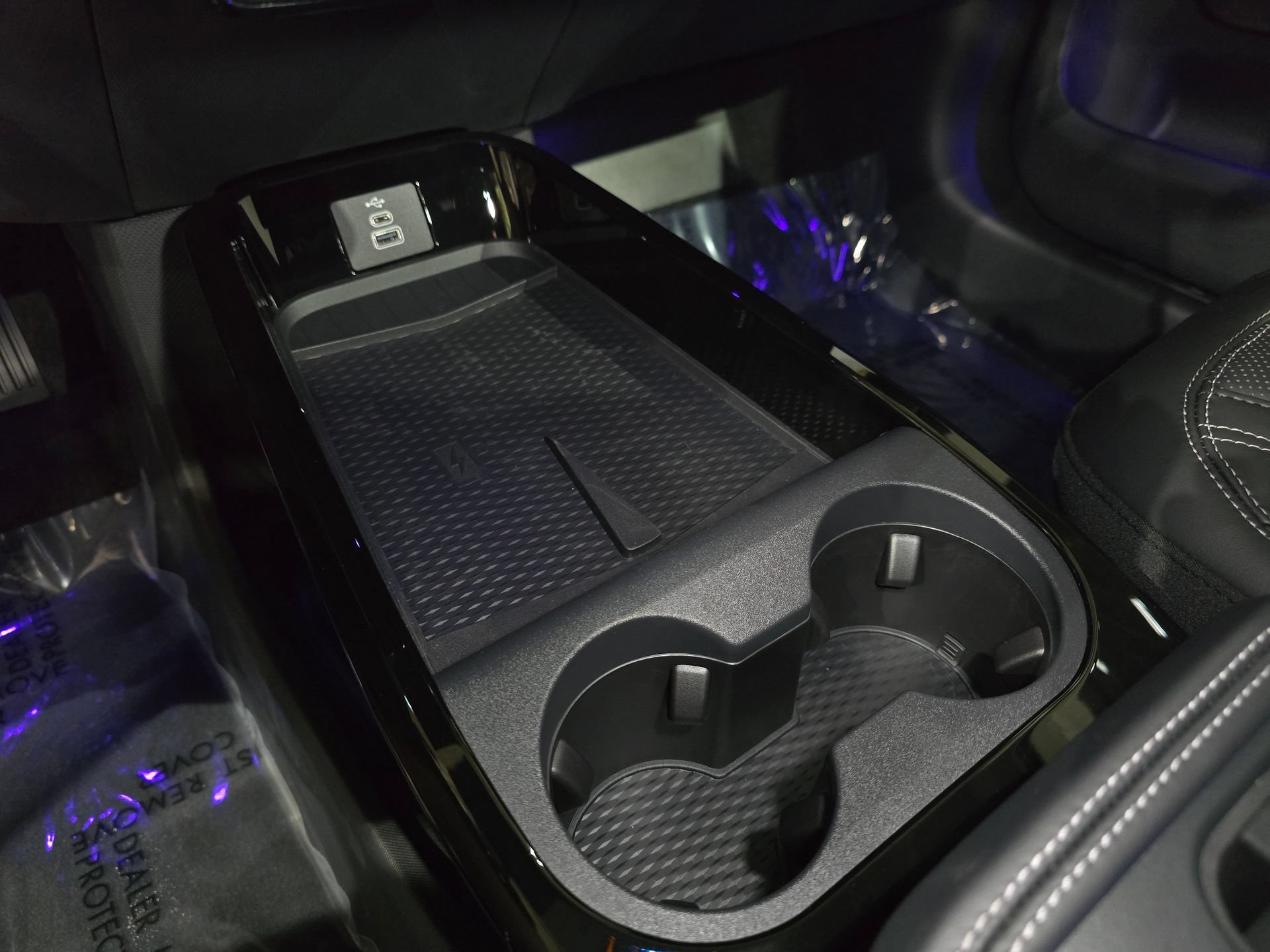 New 2025 Ford Mustang Mach-E Premium AWD/4WD image 31