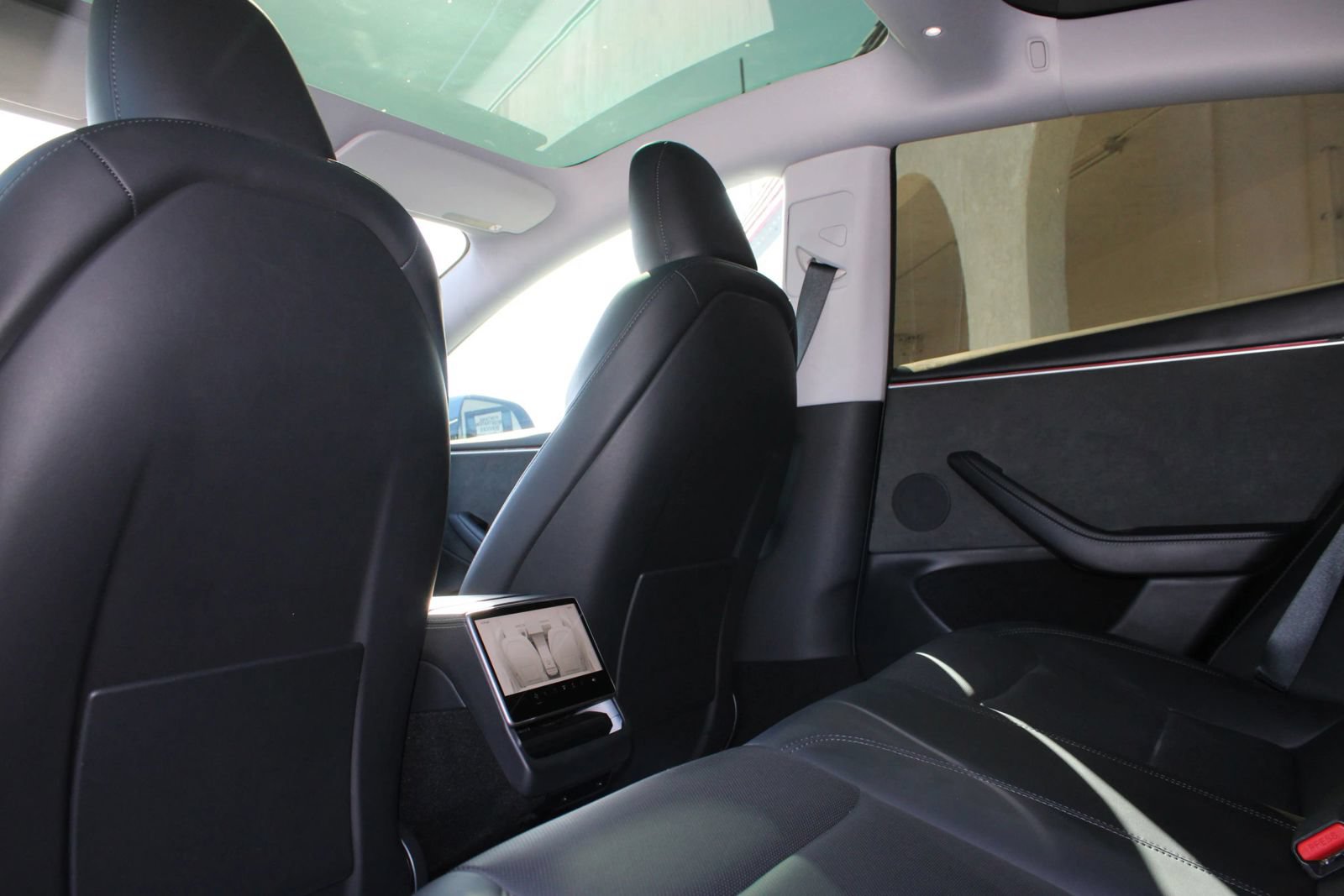 Used 2024 Tesla Model 3 Long Range AWD/4WD image 19