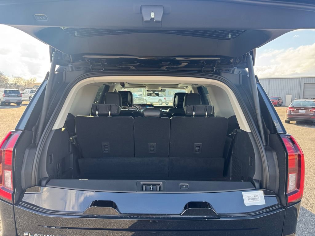 New 2026 Ford Expedition Platinum w/ Driver's Package image 18