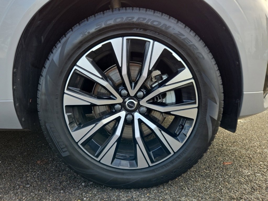 Certified 2024 Volvo XC60 B5 Core w/ Protection Package Premier image 10