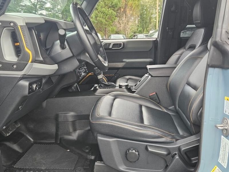 Used 2023 Ford Bronco Badlands AWD/4WD image 6