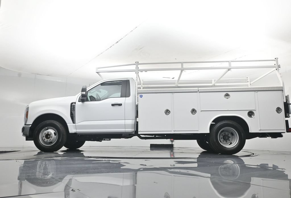 New 2026 Ford F350 XL w/ XL Chrome Package RWD image 56