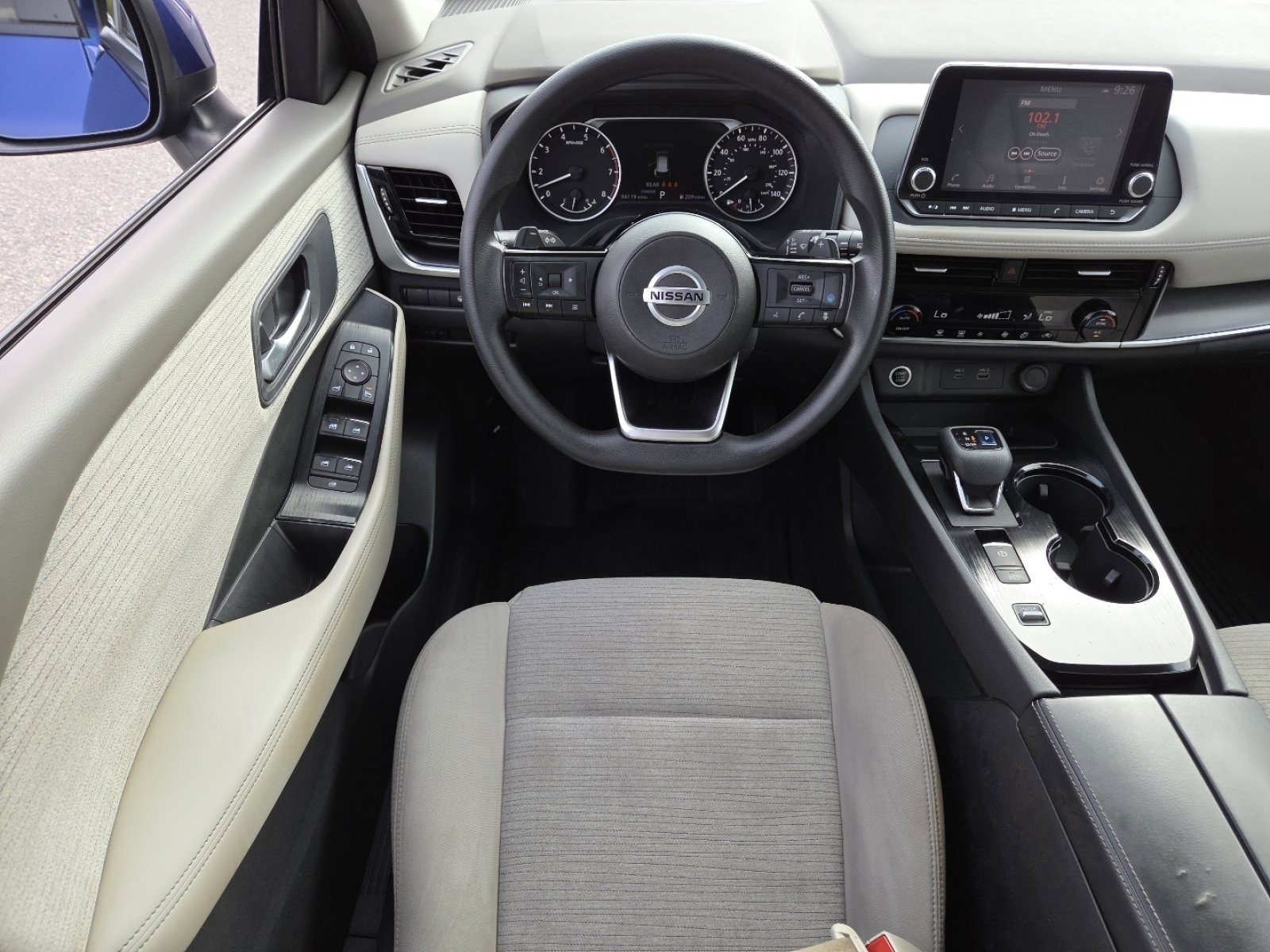 Used 2021 Nissan Rogue SV image 25