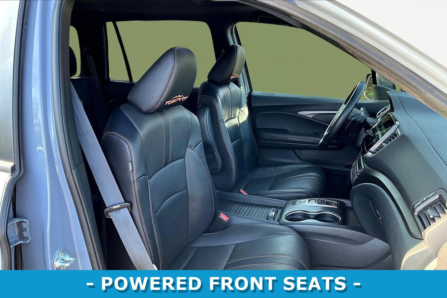 Certified 2023 Honda Passport TrailSport image 31