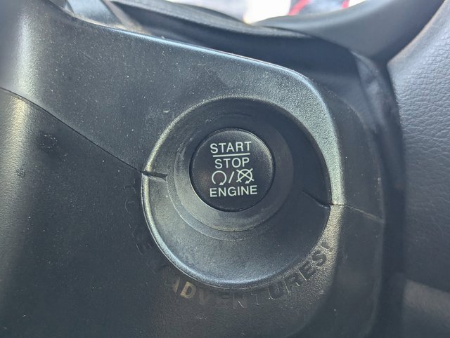 Used 2020 Jeep Renegade Altitude image 17