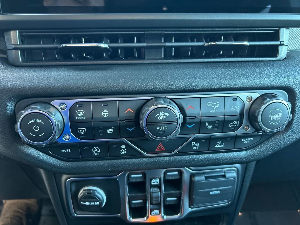 New 2026 Jeep Wrangler Sport S image 17