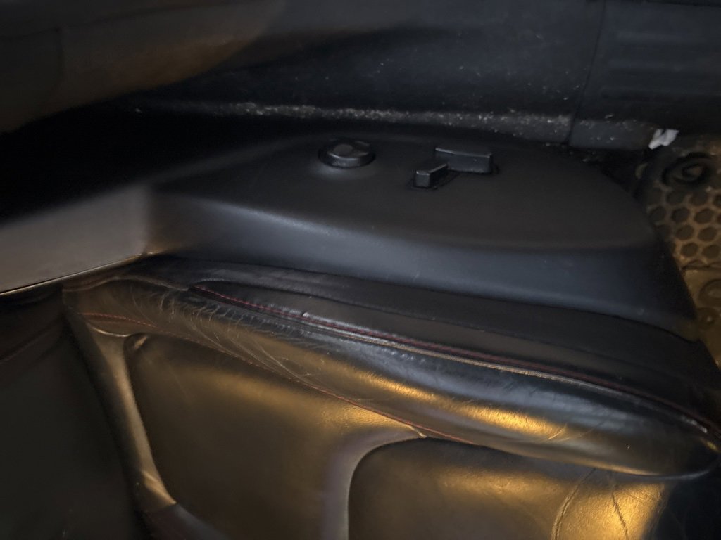 Used 2016 Jeep Cherokee Trailhawk w/ Comfort/Convenience Group image 10