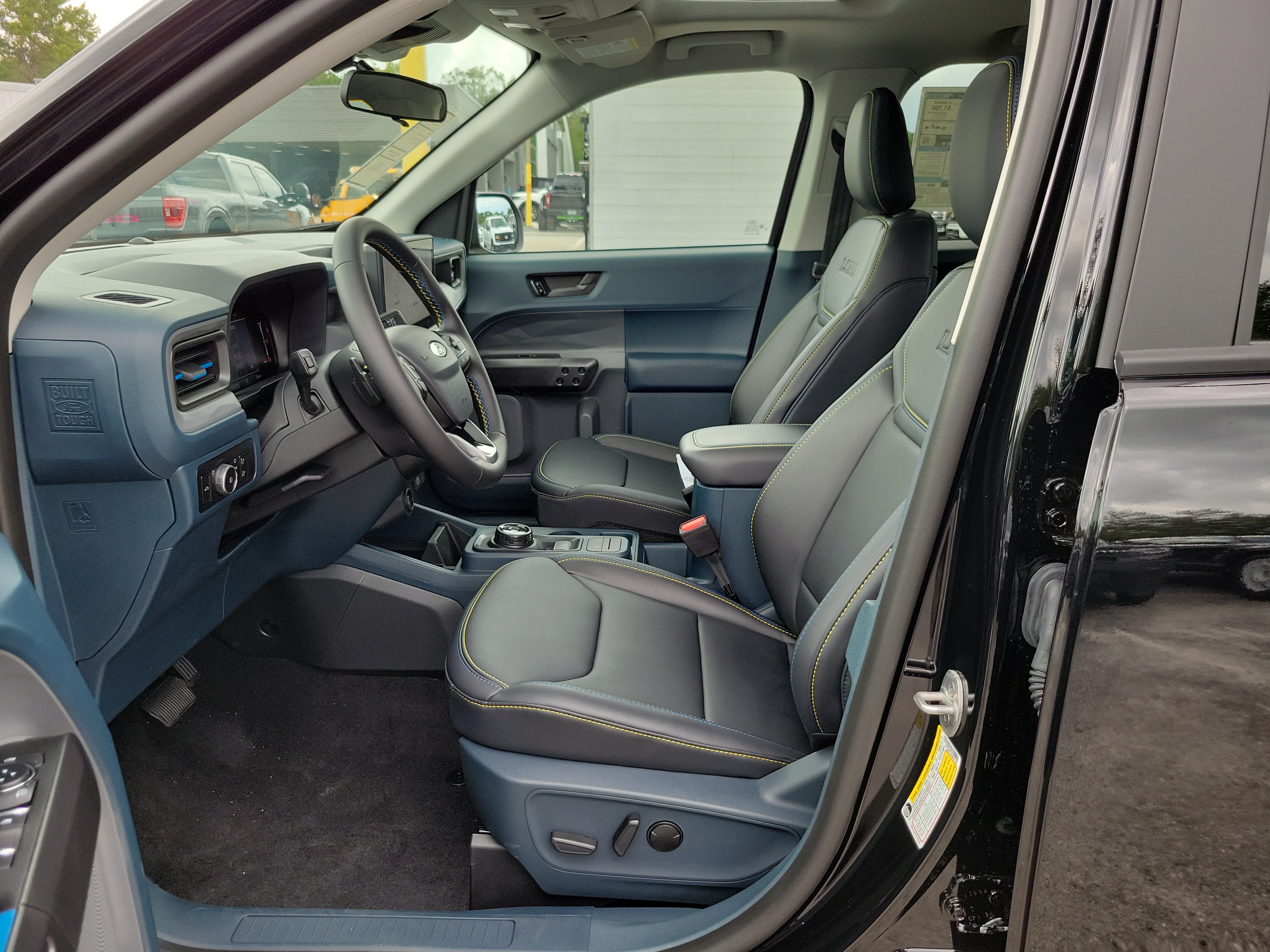 Used 2026 Ford Maverick Lobo AWD/4WD image 19