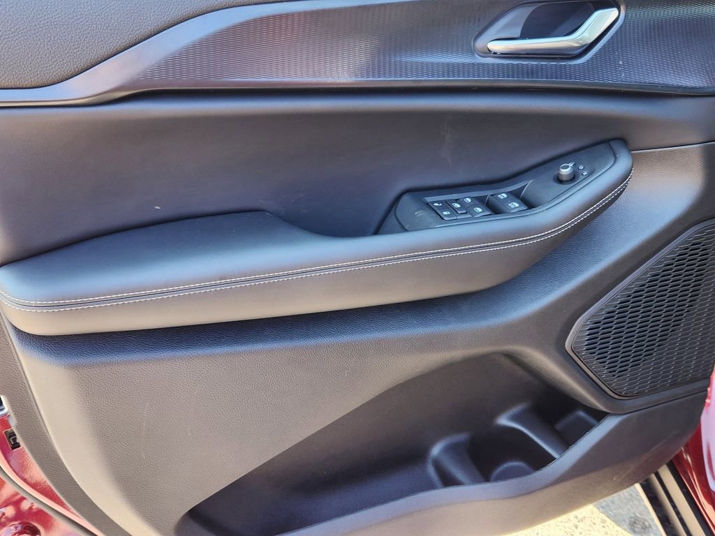 New 2025 Jeep Grand Cherokee Laredo X w/ Trailer Tow Package image 6